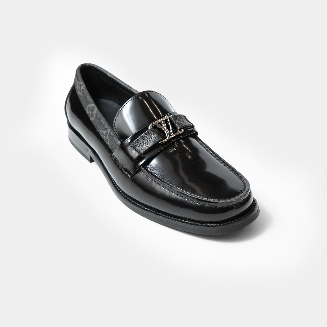 01_eebc399c-e463-4ffa-bc9e-d0f7d10aa634 LV Buckle Premium Quality Black Major Loafers - Image 5