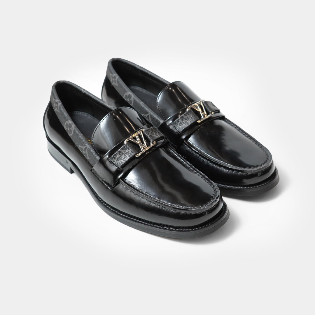 03_7d2036bc-bfbf-4ac5-8c4e-ab304853f4e7 LV Buckle Premium Quality Black Major Loafers