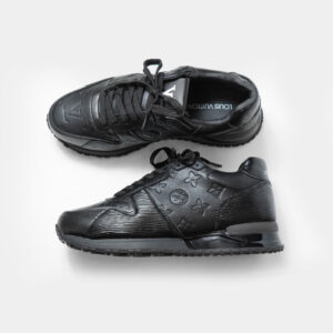 louis vuitton premium quality black leather run away low top sneakers