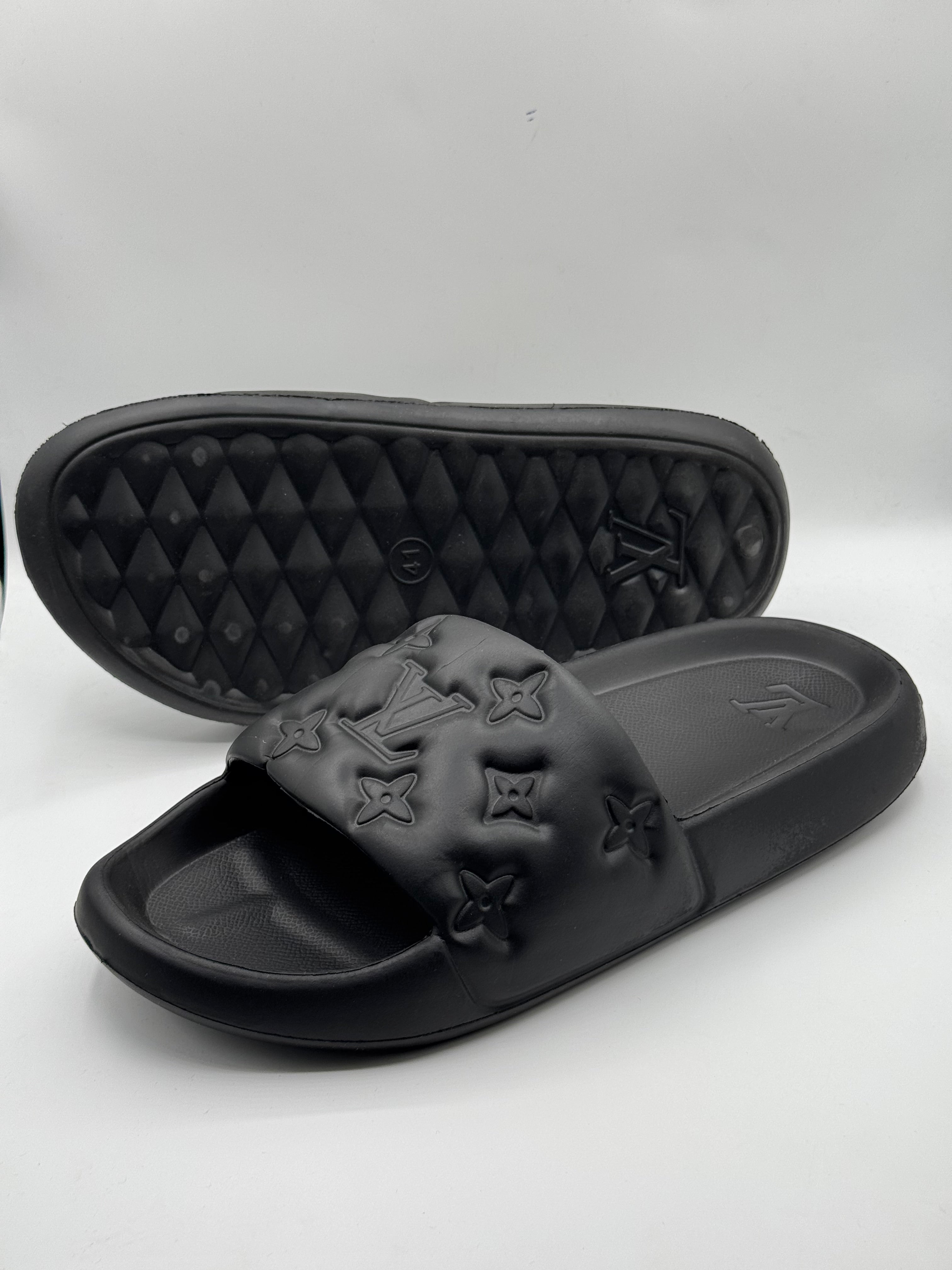 Lv Medicated Black Slipper - Image 4