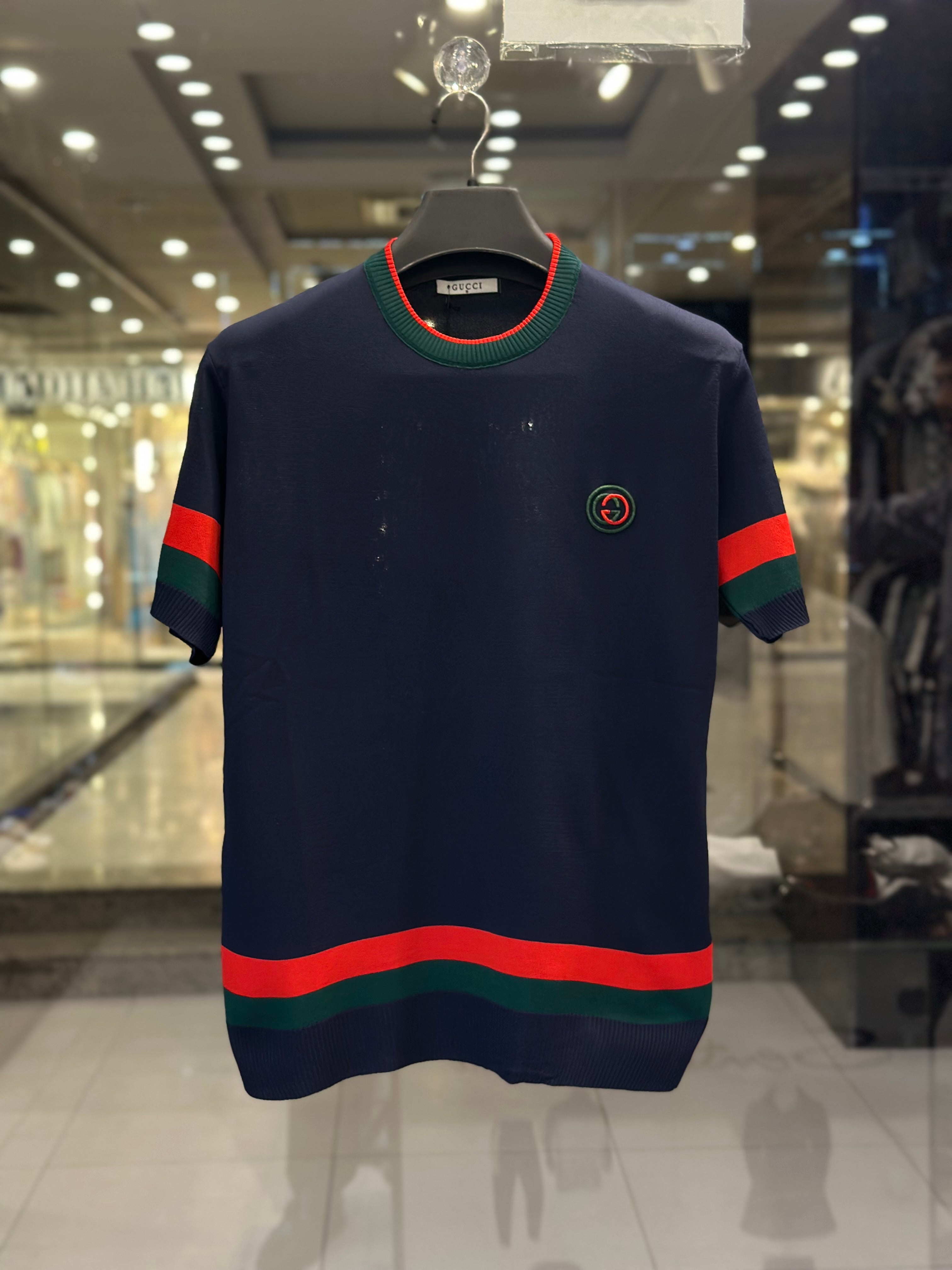 gucci men's navy knit t shirt with green red web