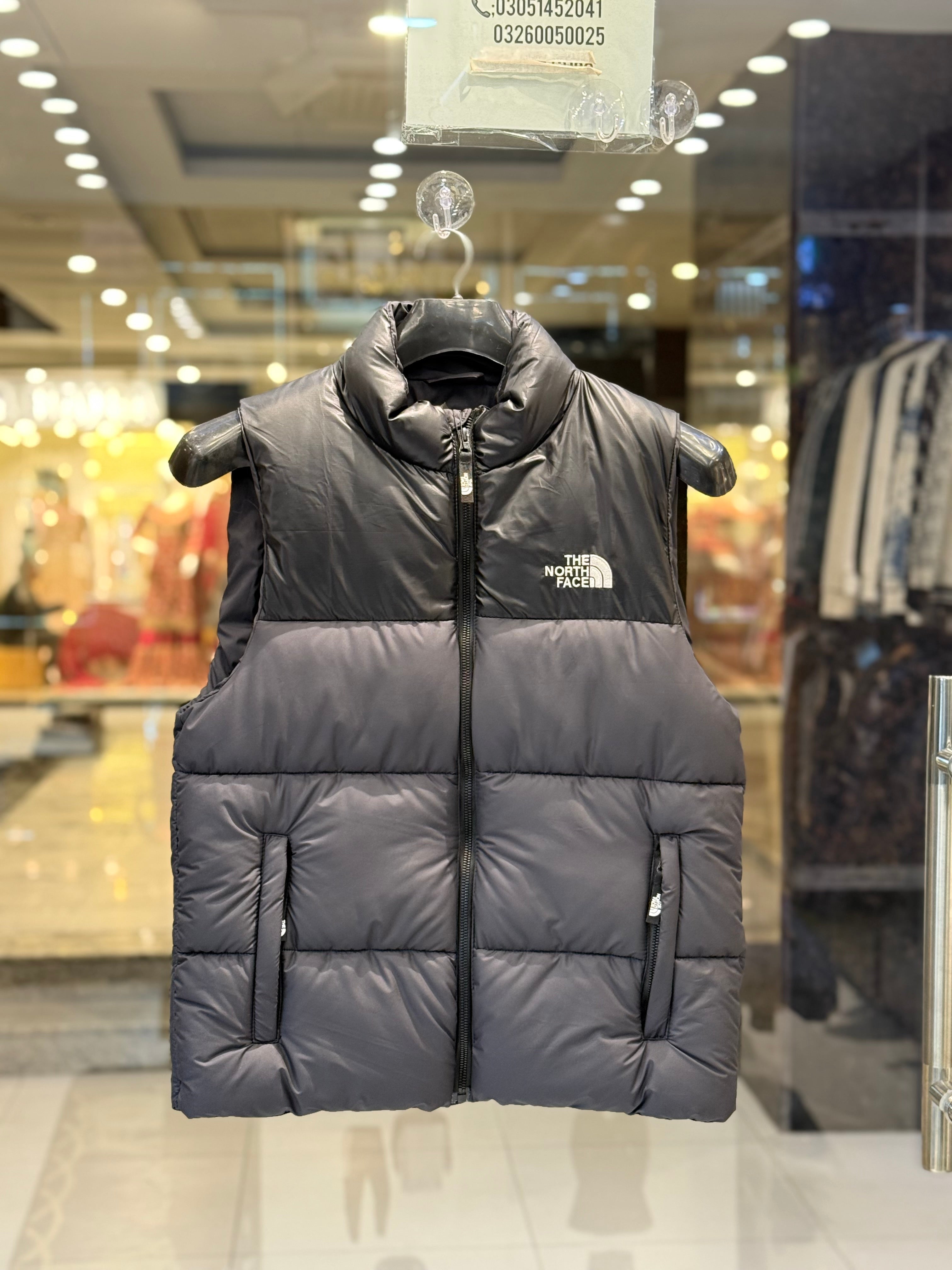 IMG_0661 The North Face Men’s Puffer Sleeveless Jacket | Dark Grey & Black