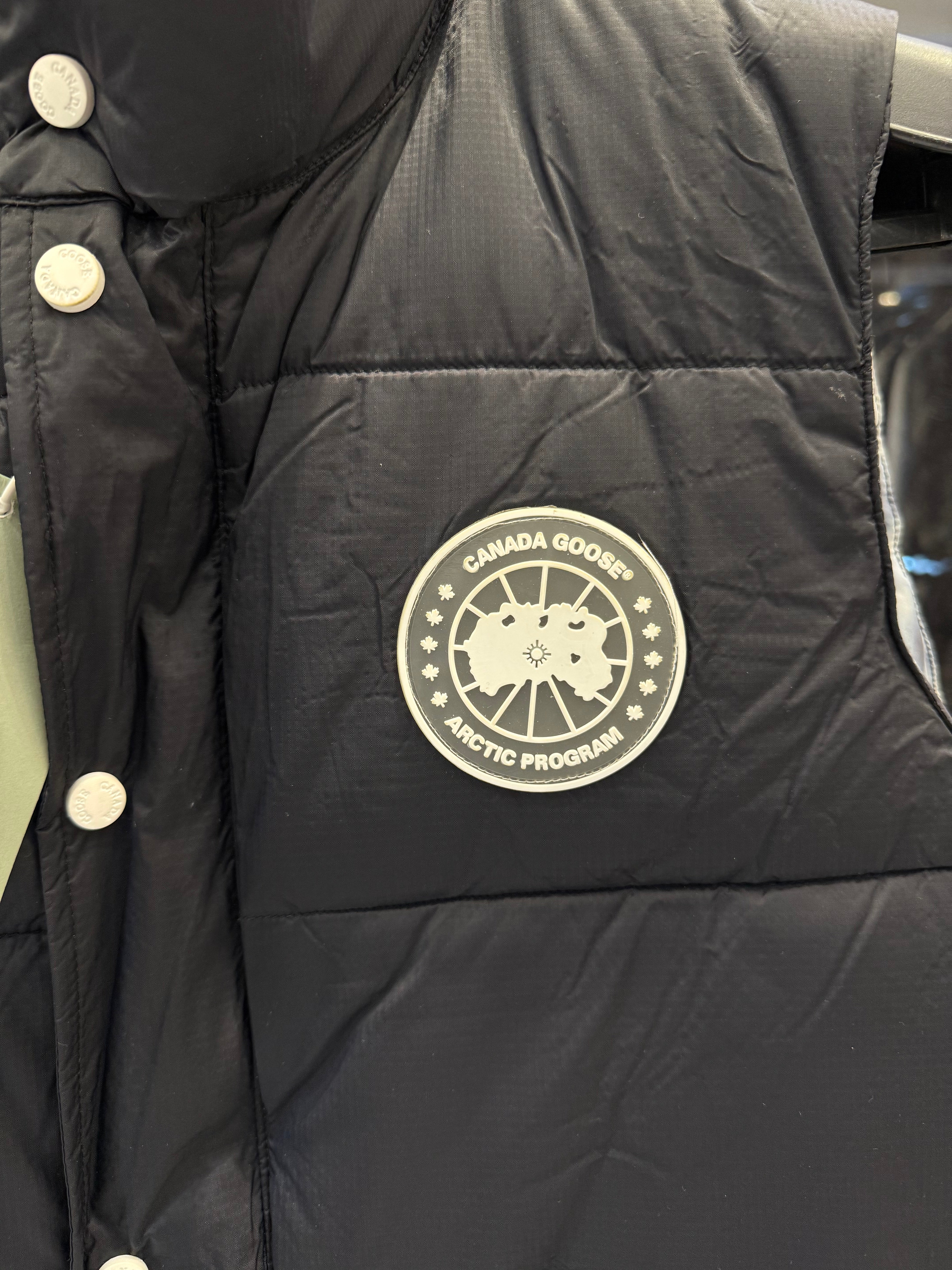 Premium Canada Goose Black Puffer Vest - Image 4