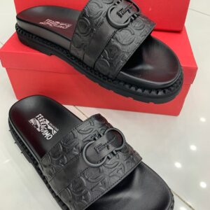 ferragamo premium slipper with logo