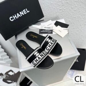chanel premium black slipper with logo