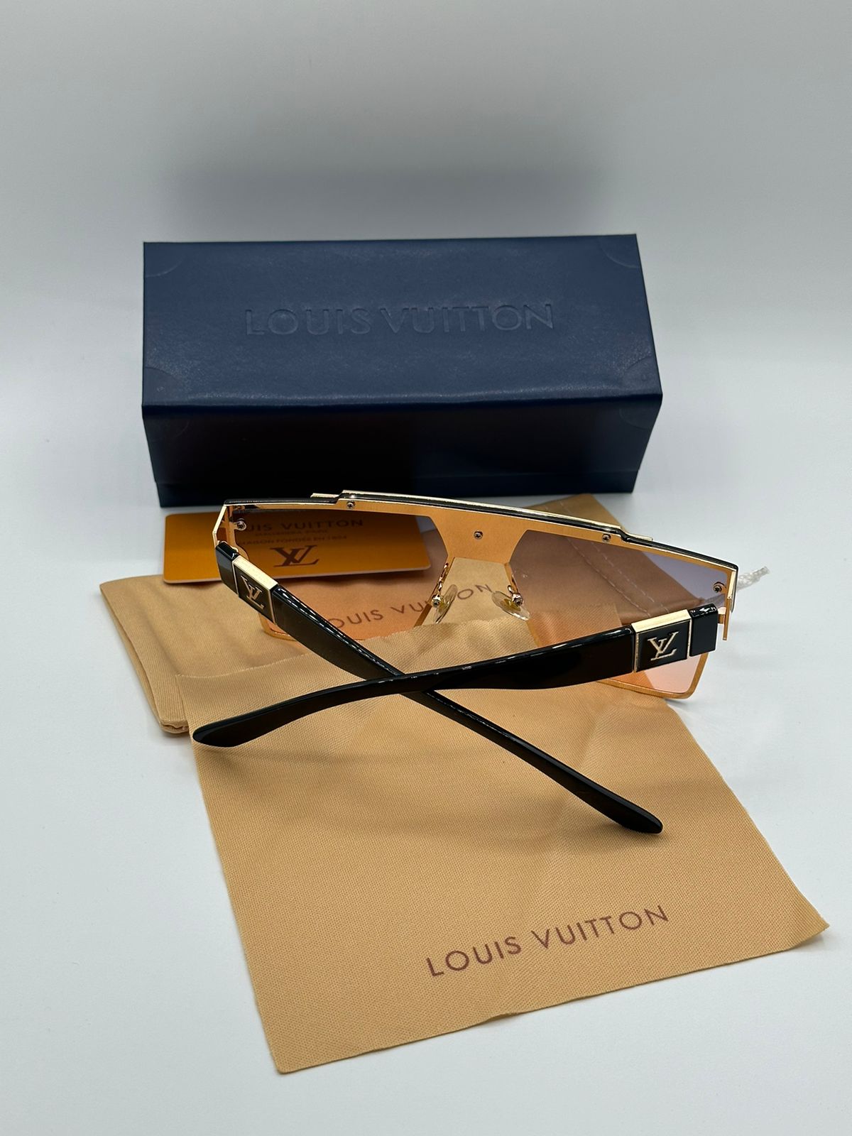 louis vuitton square sunglasses