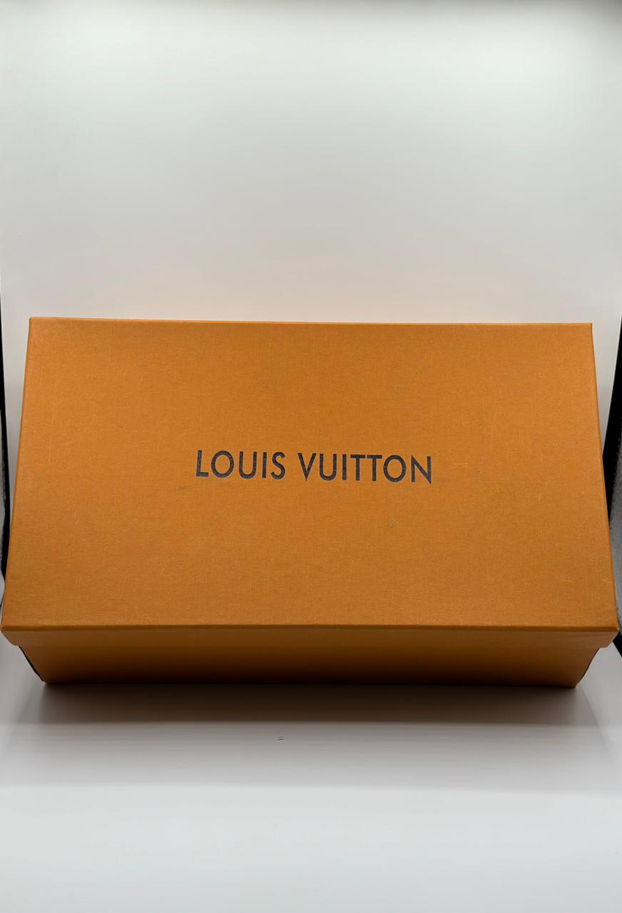 louis vuitton buckle black loafers