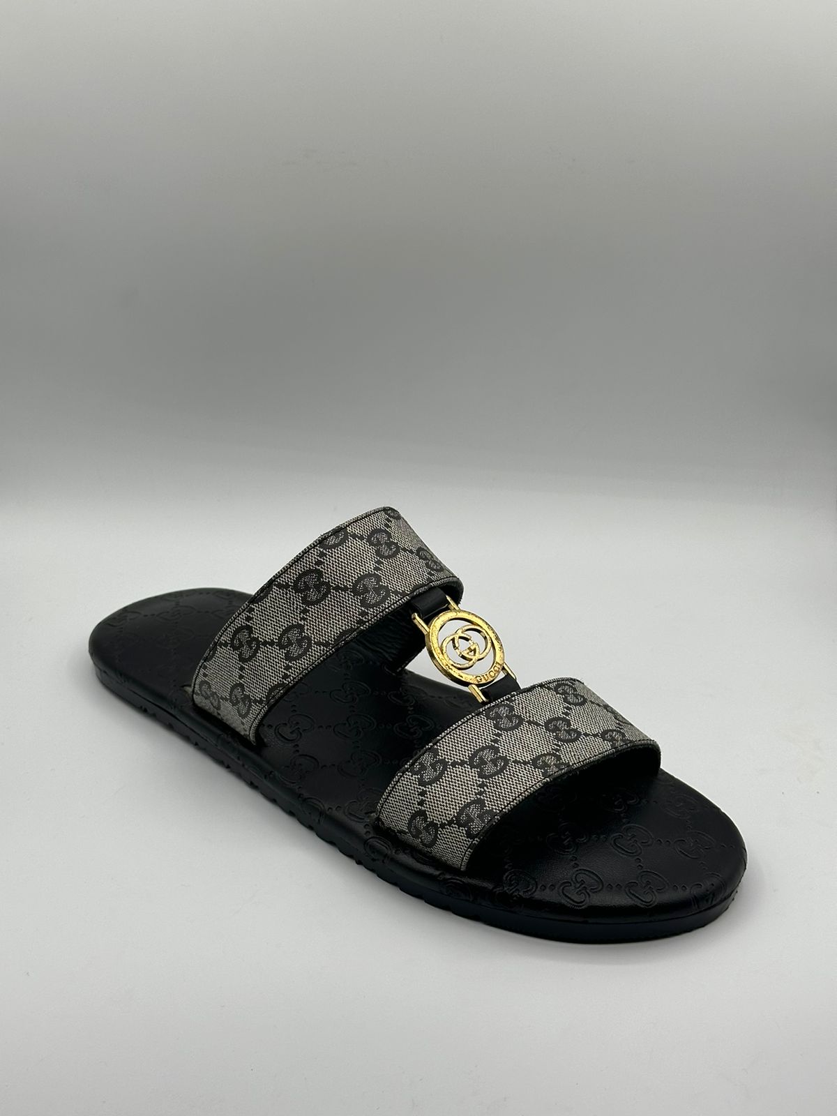 gucci premium printed slipper with logo