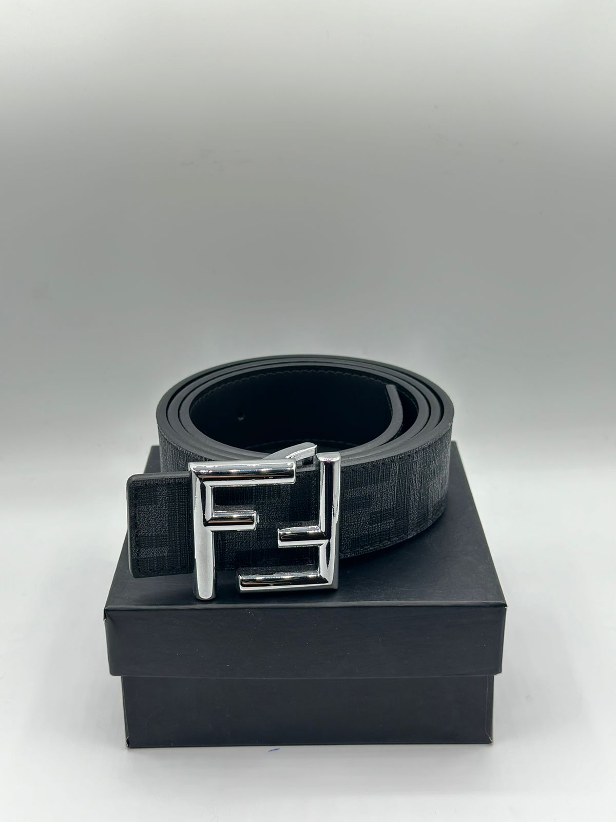 fendi genuine black leather signature sliver belt