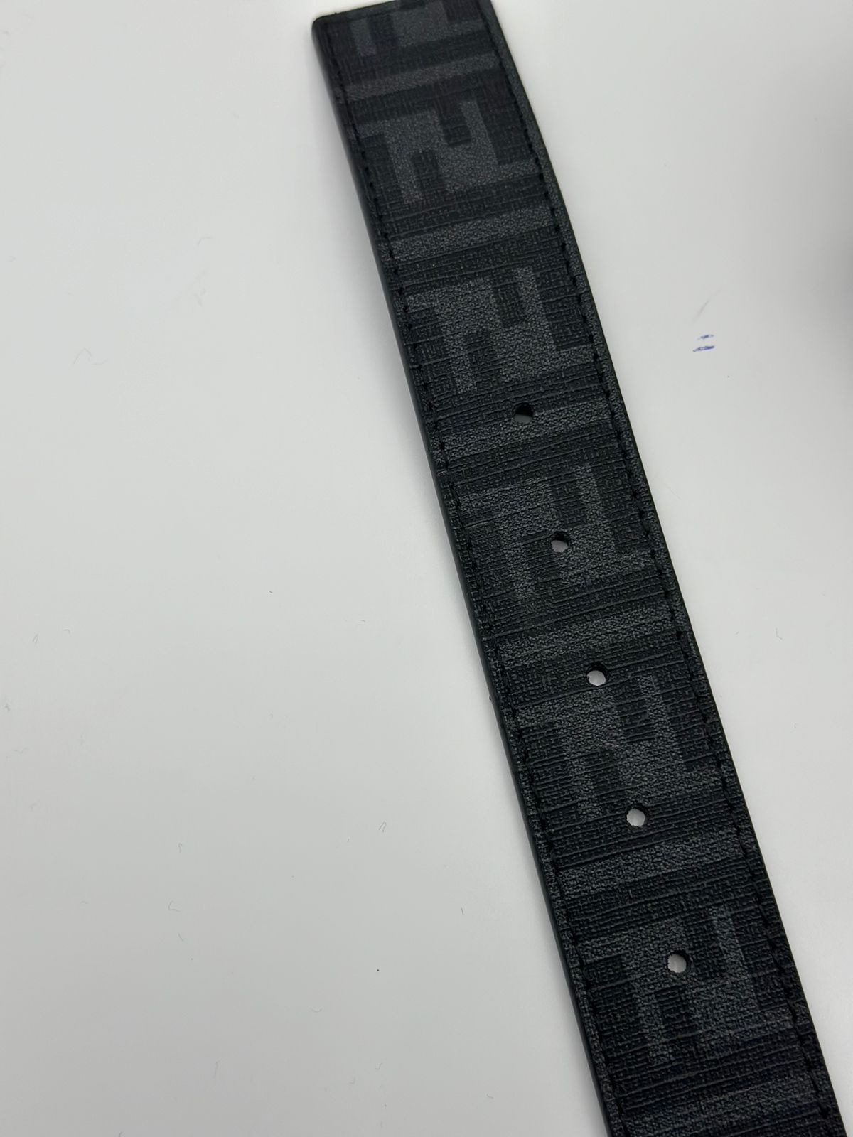 fendi genuine black leather signature sliver belt