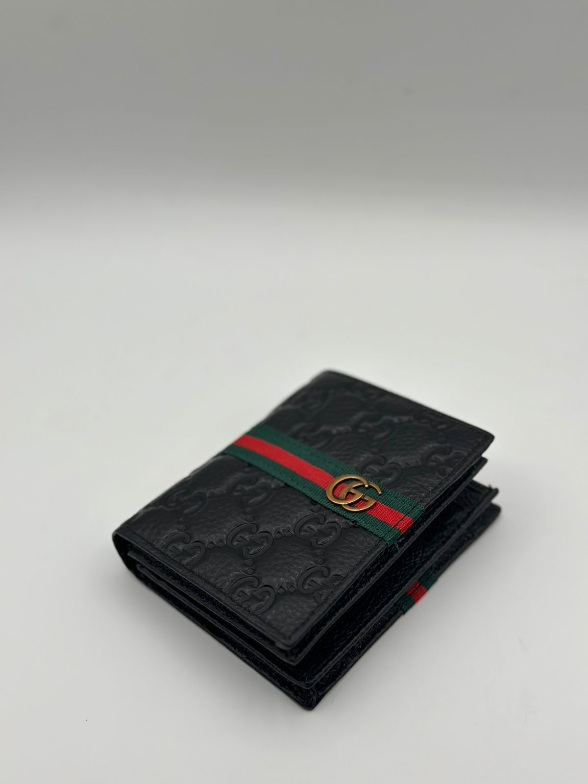 gucci premium black wallet