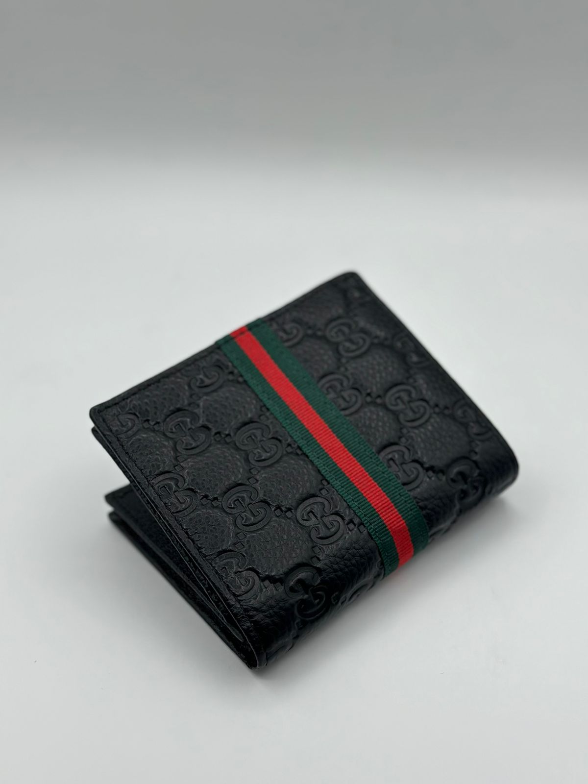 gucci premium black wallet