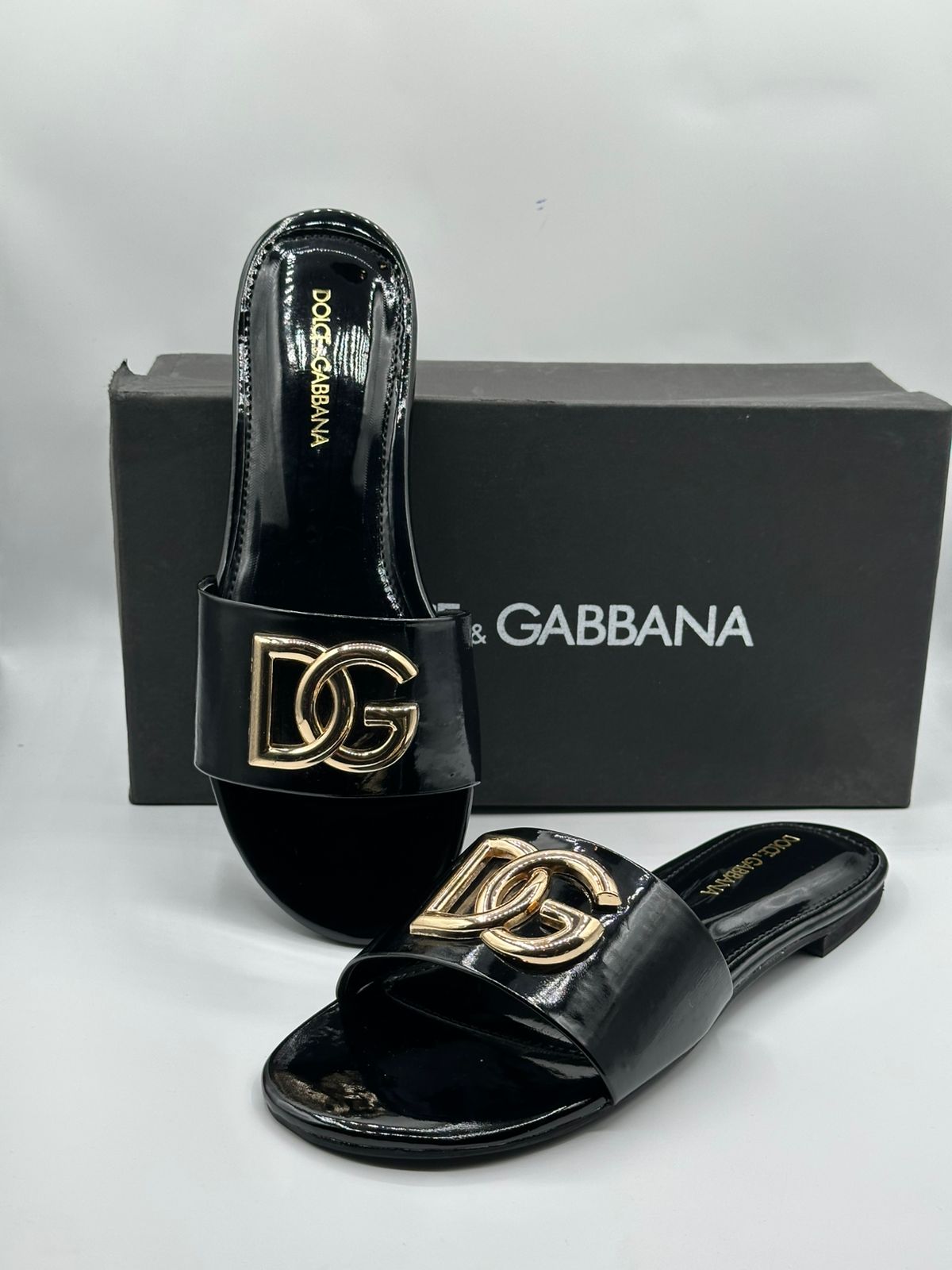 dg women flat printed slipper with buckle