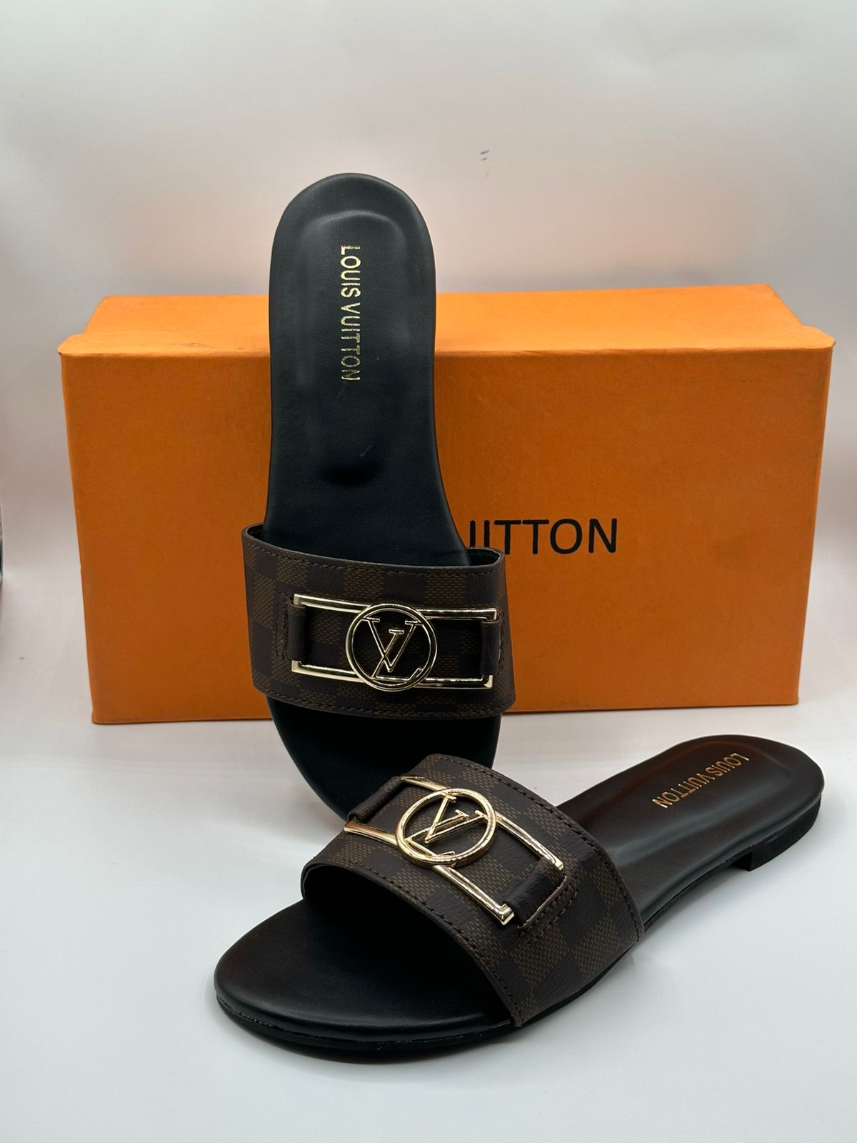 WhatsAppImage2024-12-27at16.41.54 LV Women Flat Printed Slipper With Buckle - Image 2