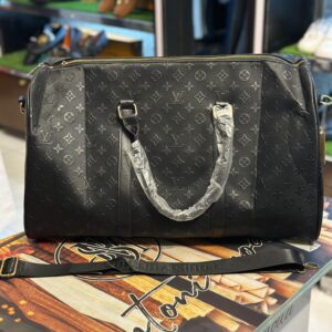 LV High Quality All- Over Printed Traveling Bag