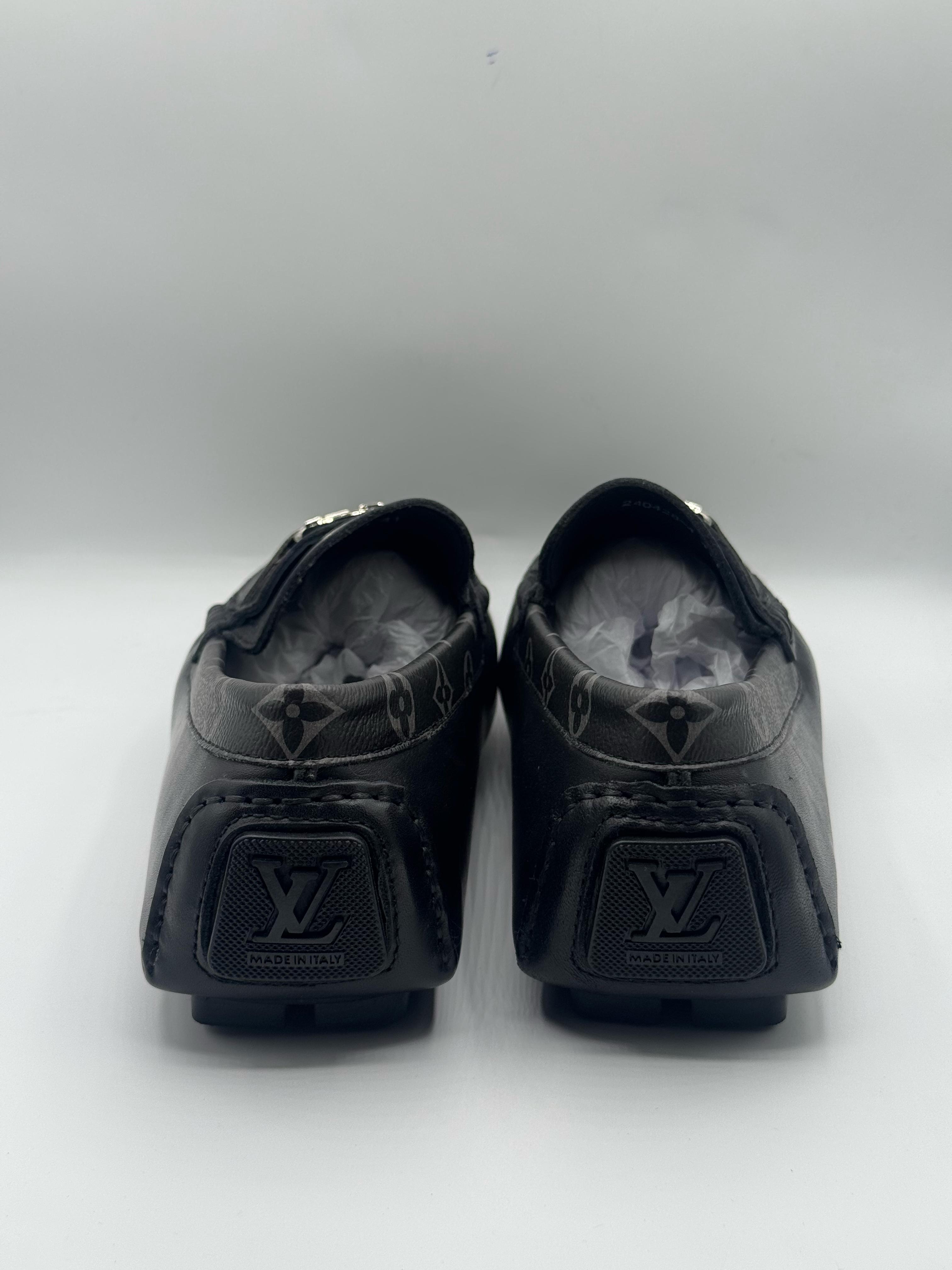 louis vuitton premium quality black loafer with buckle