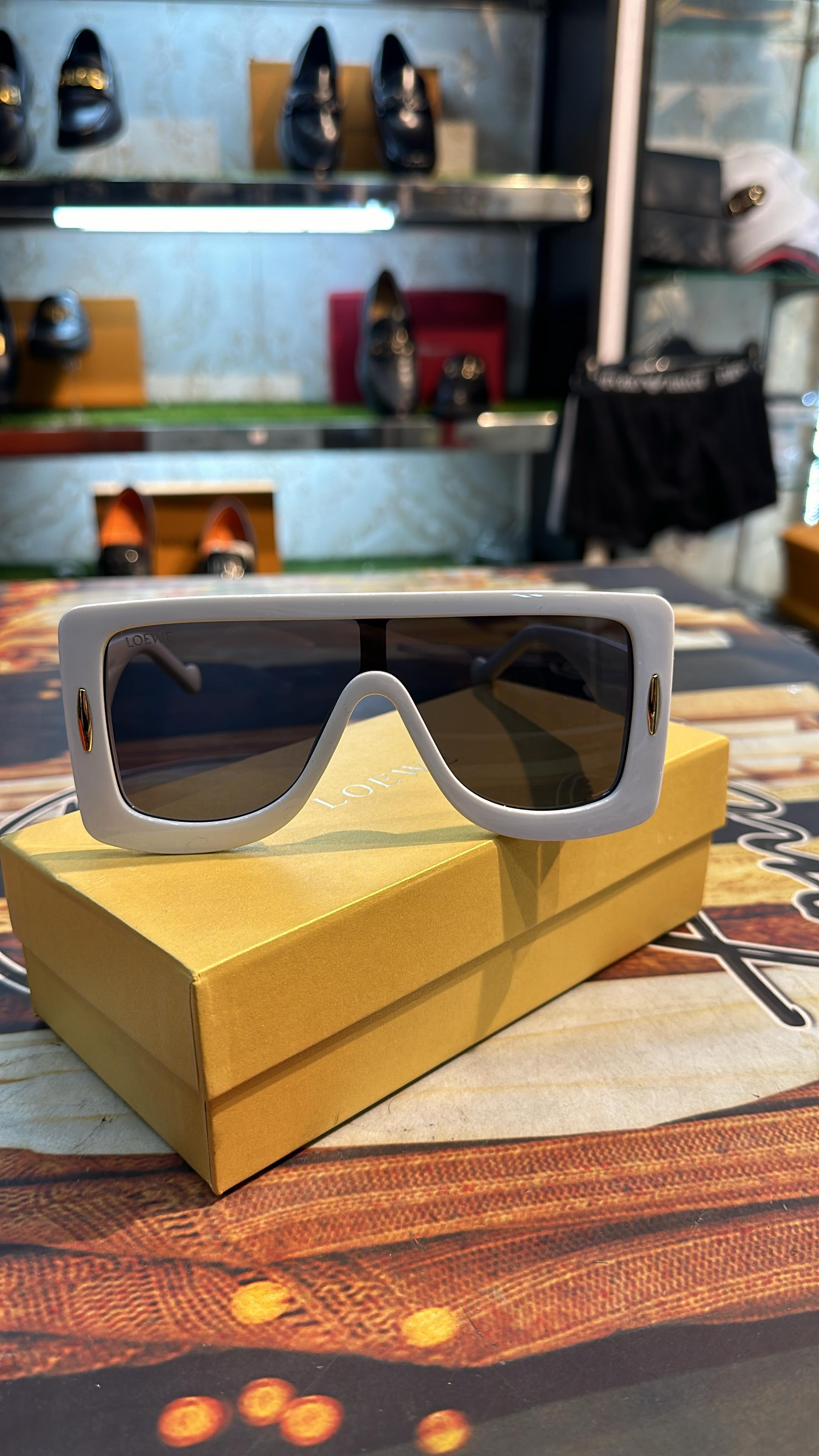 loewe luxury premium quality ladies sunglasses loewe luxury premium quality ladies sunglasses