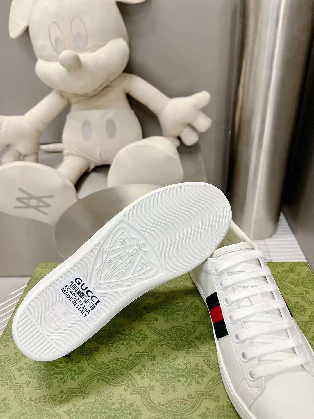 Premium Sneakers – White Leather with Signature Web Stripe - Image 2